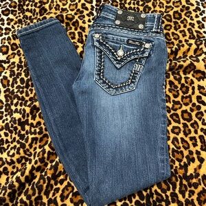 ❣️Women’s miss me jeans size 25 Skinny
❣️Never worn by me
